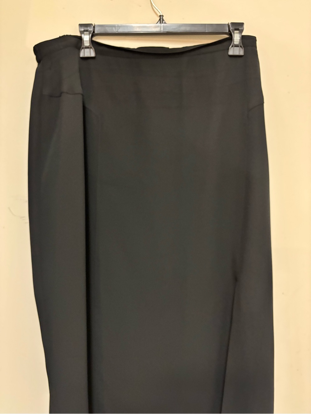 Dana Buchman Black Tailored Pencil Skirt